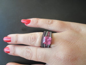 Jeulia Jewelry Pink Sapphire Ring