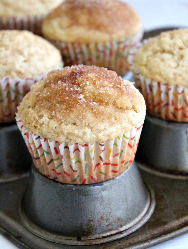 Self Rising Flour Cinnamon Muffins- Big Green House #selfrisingflour #muffins #breakfast #cinnamon #brunch
