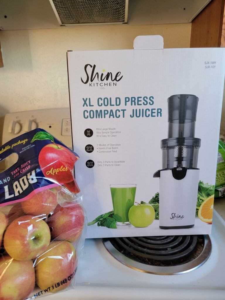 Shine Kitchen Co. Cold Press Vertical Slow Juicer